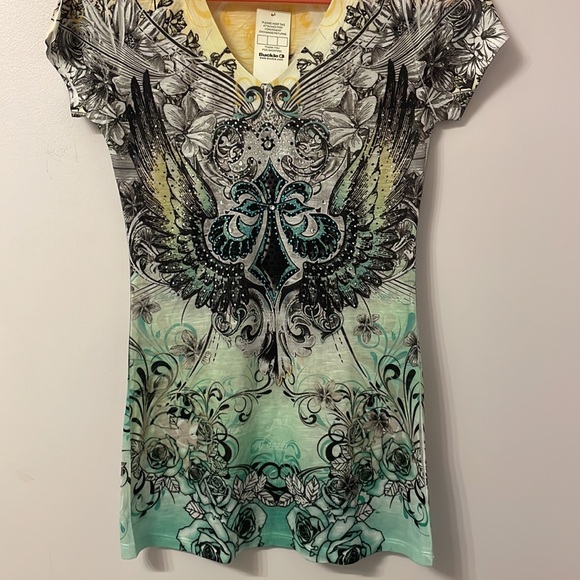 Buckle Daytrip graphic and Rhinestone Shirt. - Picture 3 of 5